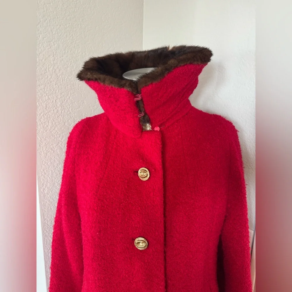 1950s Ferris Bros. Flint Michigan Coat with Fur Collar - Picture 14 of 15